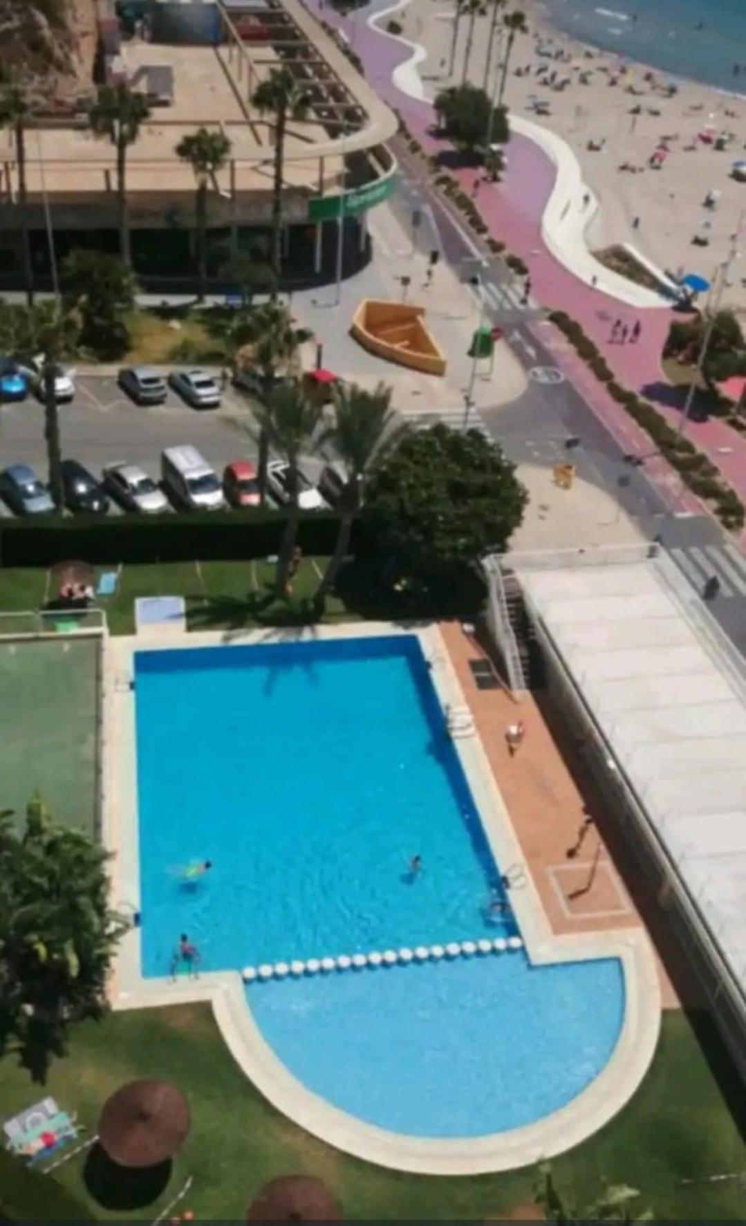 Apartamento Acapulco Luxe Piso 3 En 1A Linea Playa Poniente Benidorm Top Vistas Al Mar Espectaculares Y De Luxe Con Acceso A Piscina Y Garaje Privado Exterior foto